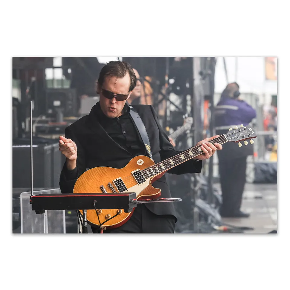 Joe Bonamassa Blues Thereminist akrylbilde 16x12 farger