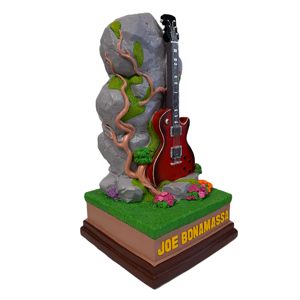 Joe Bonamassa Cherry Red Guitar hagefigur gnome