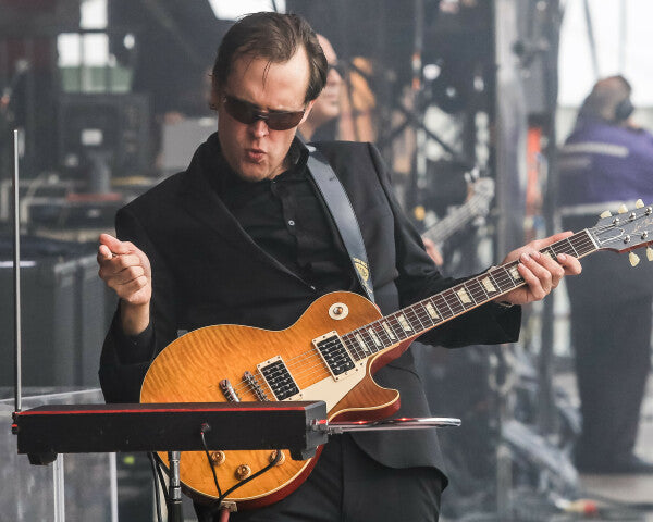 Joe Bonamassa Blues Thereminist metallbilde 20x16 matt
