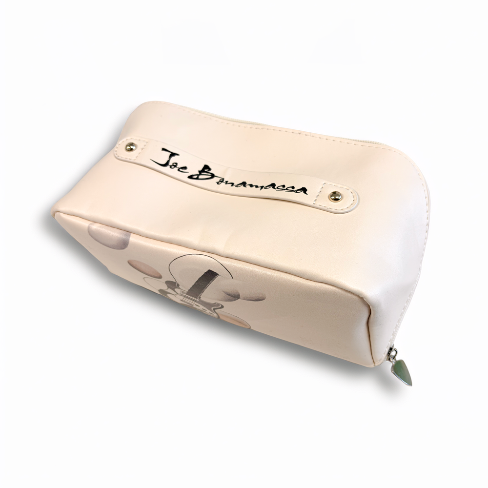 Joe Bonamassa JB toalettmappe off-white veganskinn